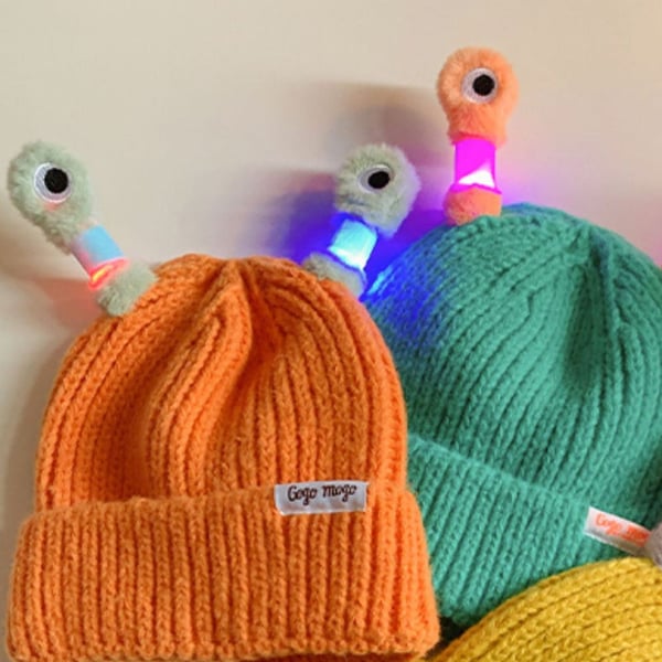 GlowTots – Winter Eltern Kind-Süßes leuchtendes kleines Monster-Strickhaube